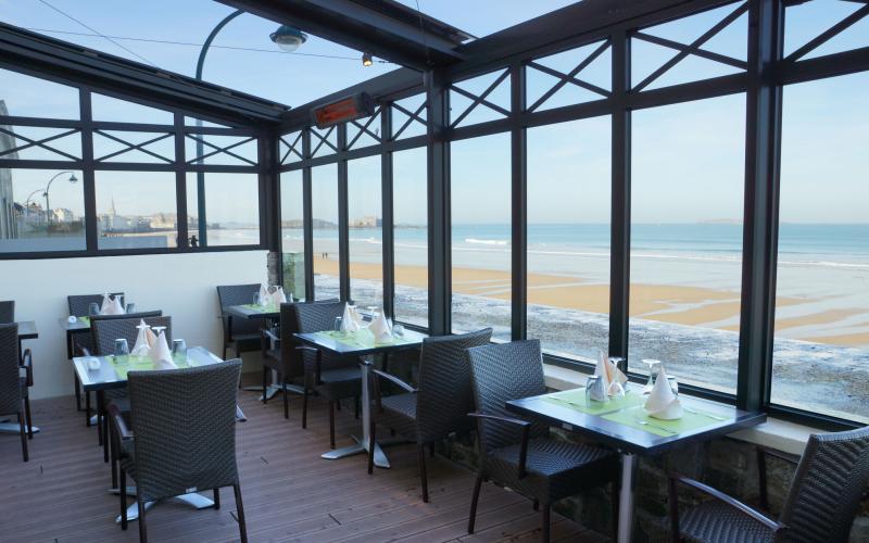sea view restaurant st malo