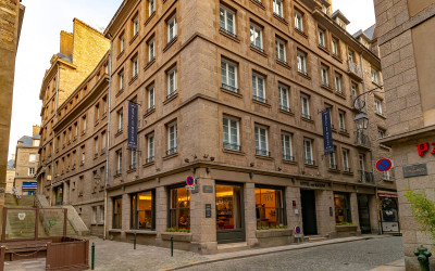 Hotel st malo intra muros