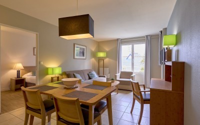 2 room apartment for 4 people facing south